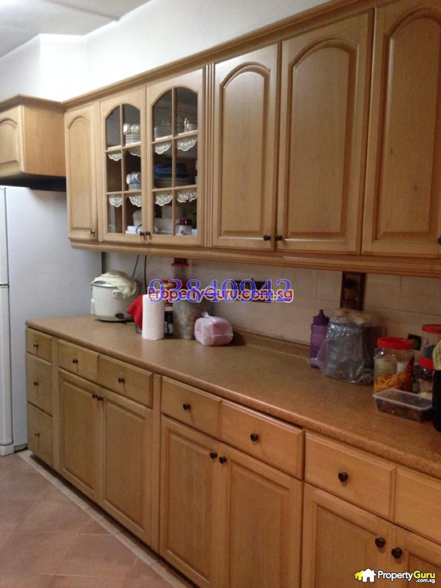 Blk 102 Rivervale Walk (Sengkang), HDB Executive #84690032